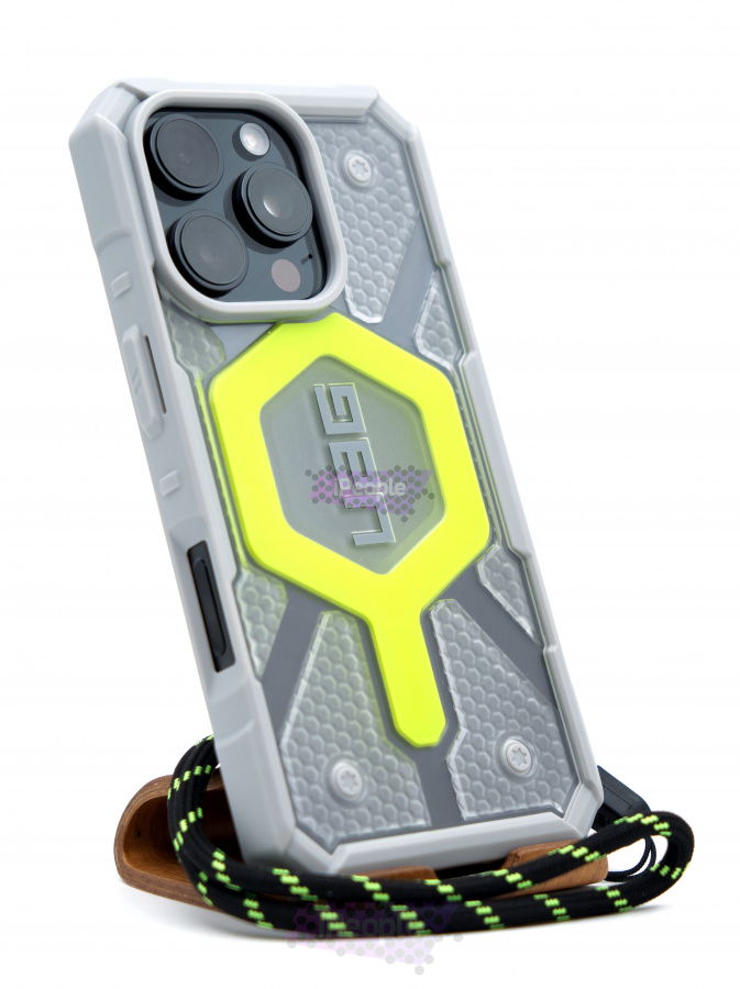 Фото Купить Чехол UAG Pathfinder with MagSafe для iPhone 16 Pro Прозрачный по низкой цене в Москве