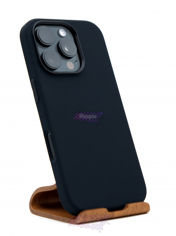 Фото Купить Чехол VLP Aster Pro case with MagSafe для iPhone 16 Pro Чёрный по низкой цене в Москве