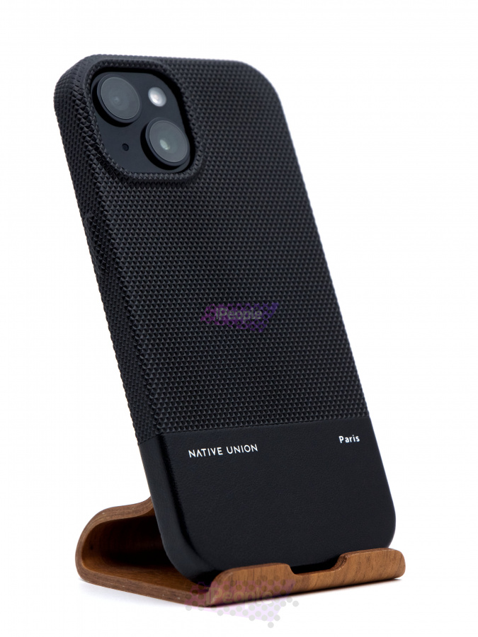 Фото Купить Чехол Native Union Classic для iPhone 15 Чёрный по низкой цене в Москве