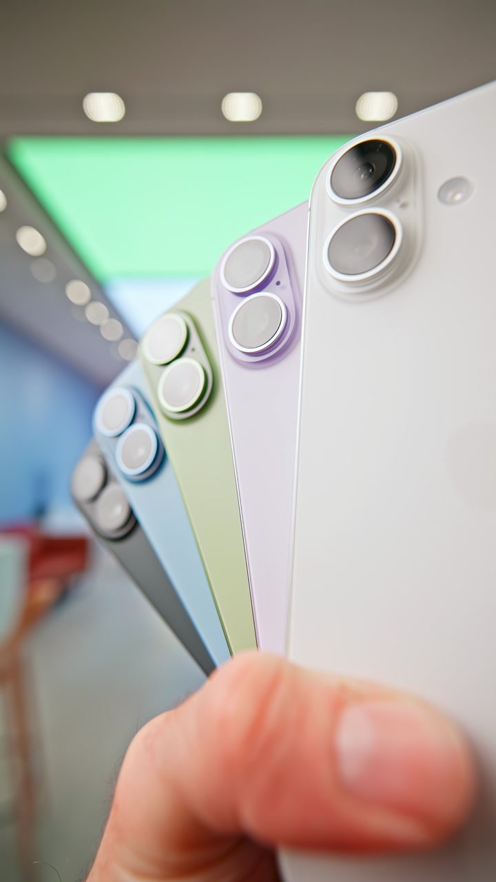 Все цвета iPhone 17
