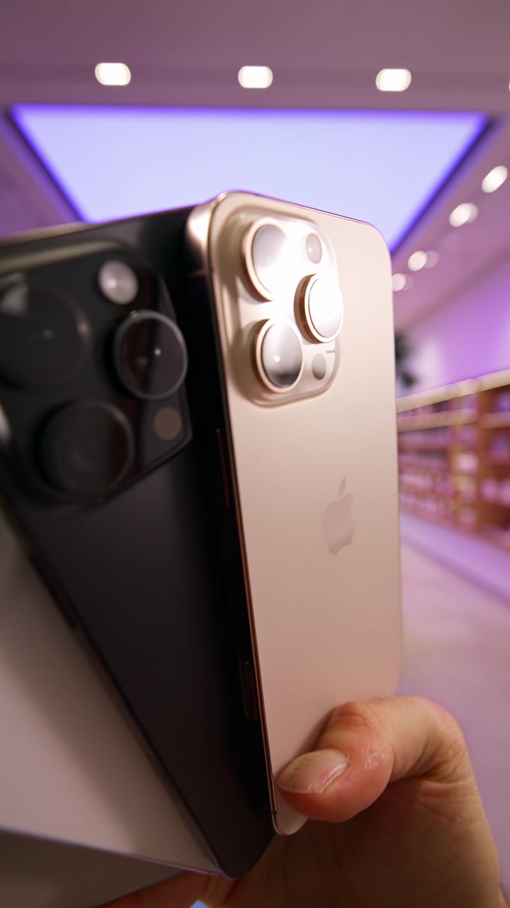 iPhone 16 Pro Max и iPhone 16
