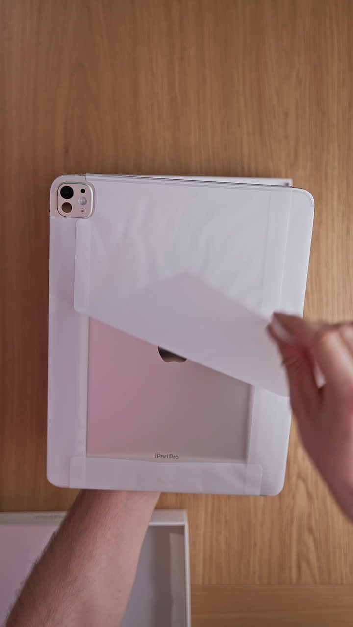 iPad Pro 2024: распаковка