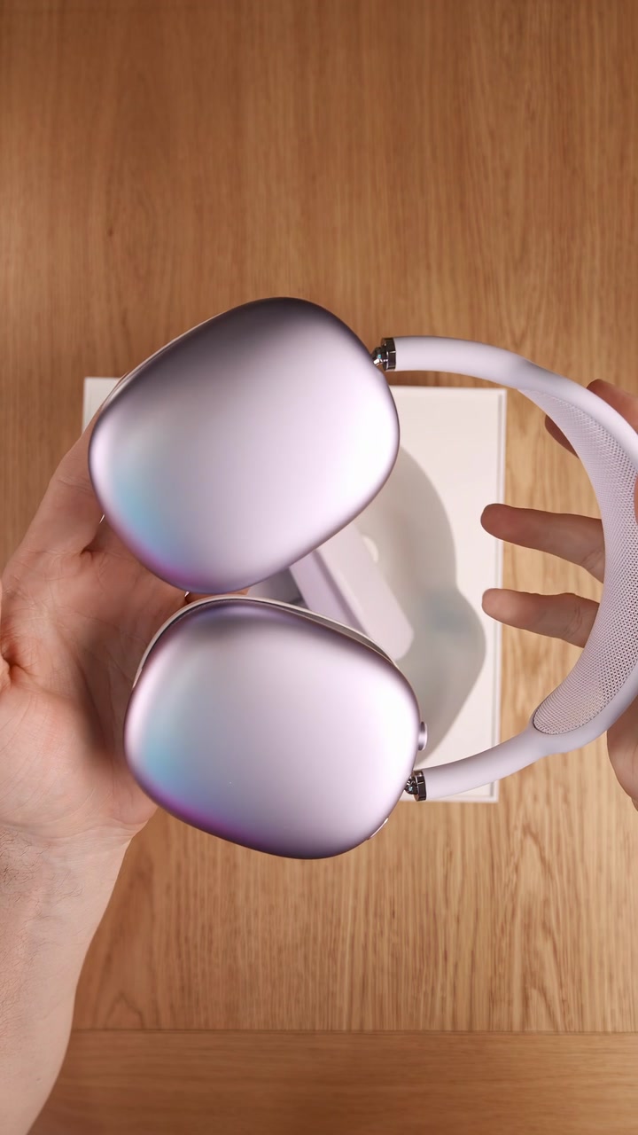 Самый красивый цвет AirPods Max