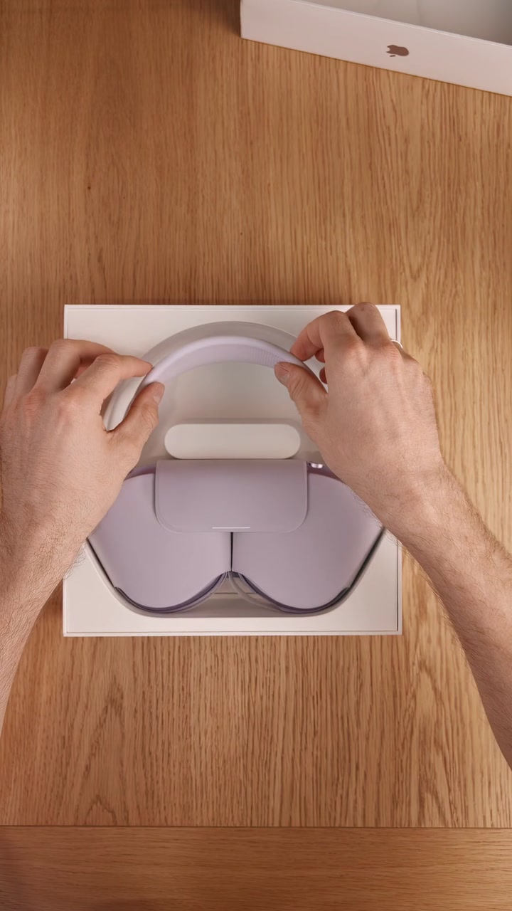 Самый красивый цвет AirPods Max