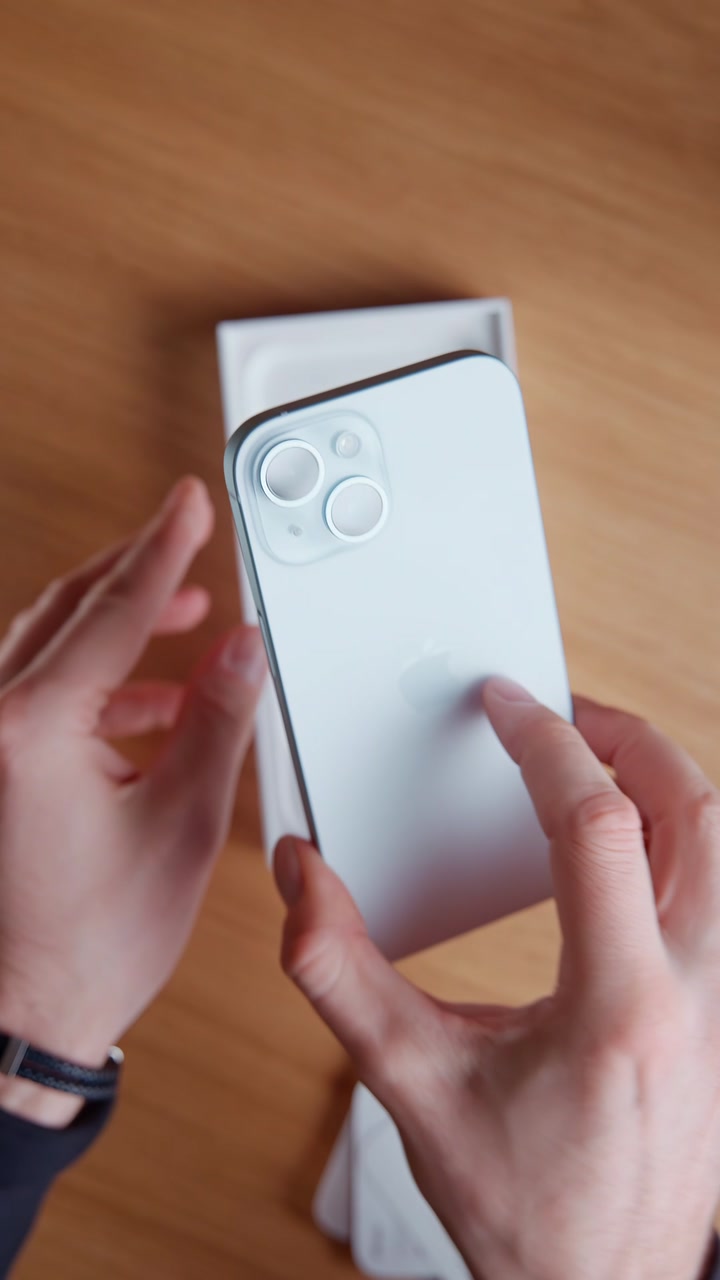 Самый красивый цвет iPhone 15