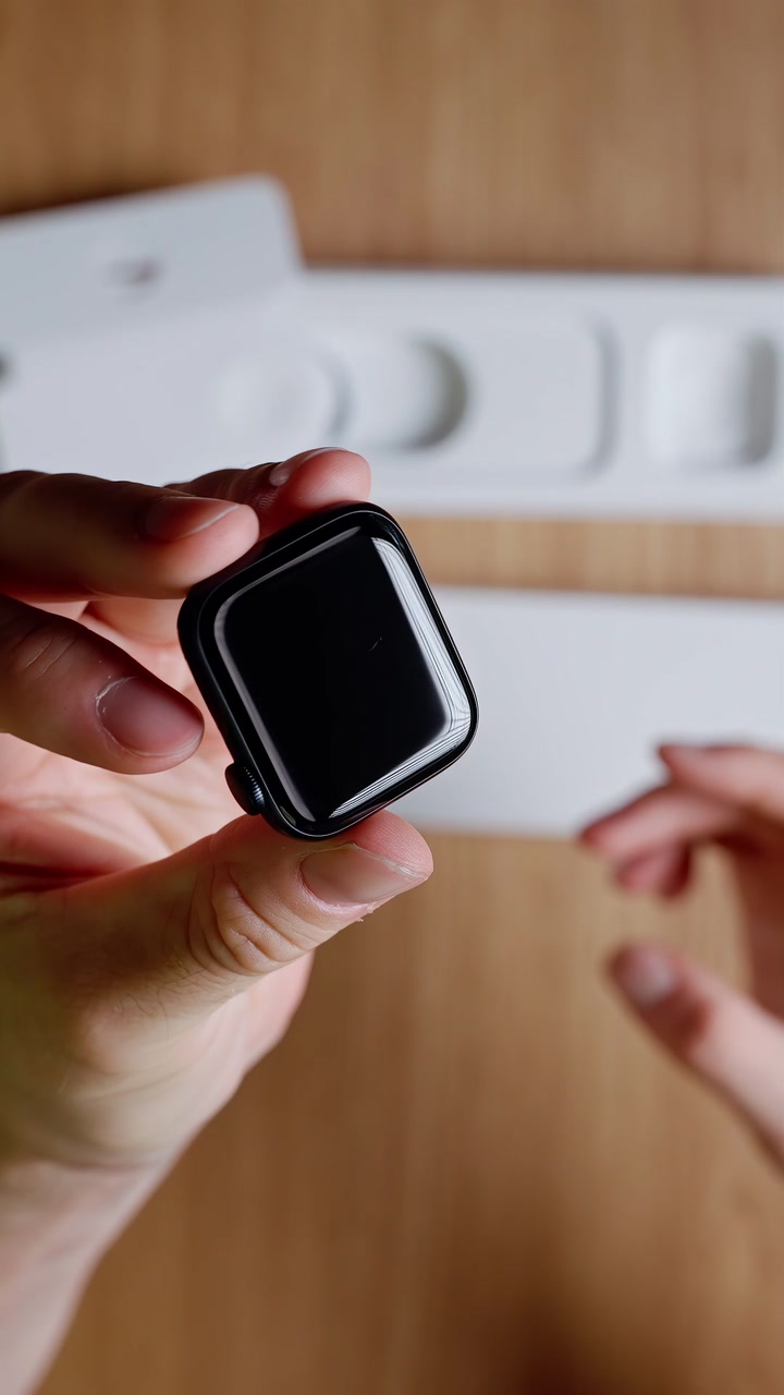Распаковка Apple Watch SE 2 40mm Sport Band