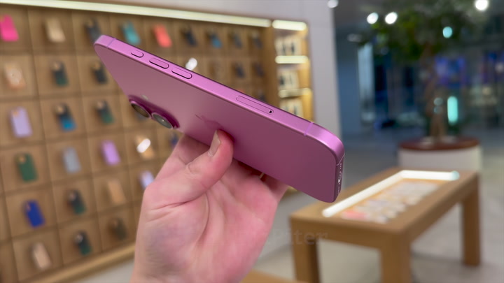 iPhone 16 Pink