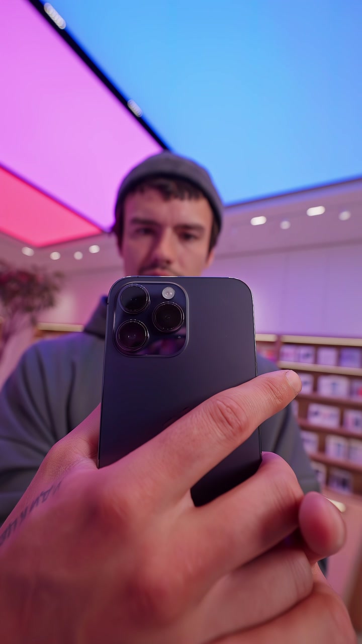 Ммм…это ощущение от нового iPhone?