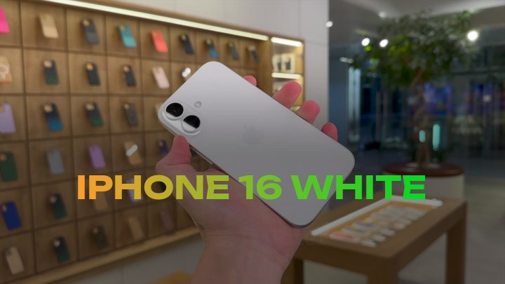 iPhone 16 White