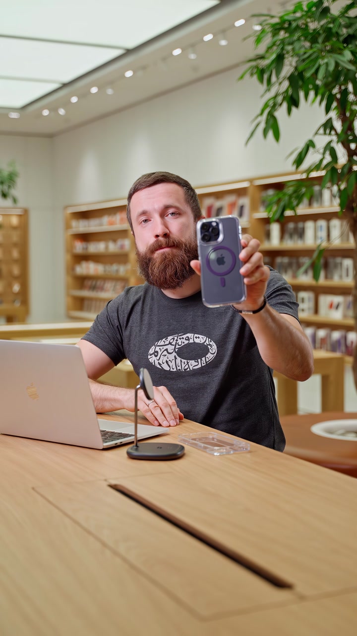 Объясняем, зачем владельцам iPhone это странное кольцо на чехле