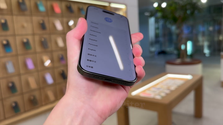 iPhone 16 Pro Black Titanium