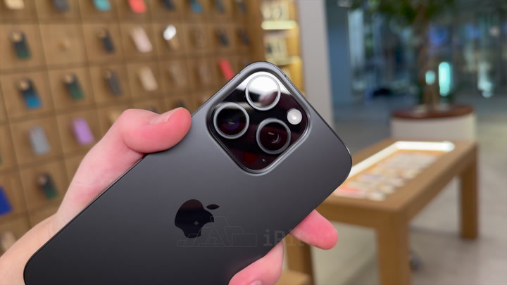 iPhone 16 Pro Black Titanium