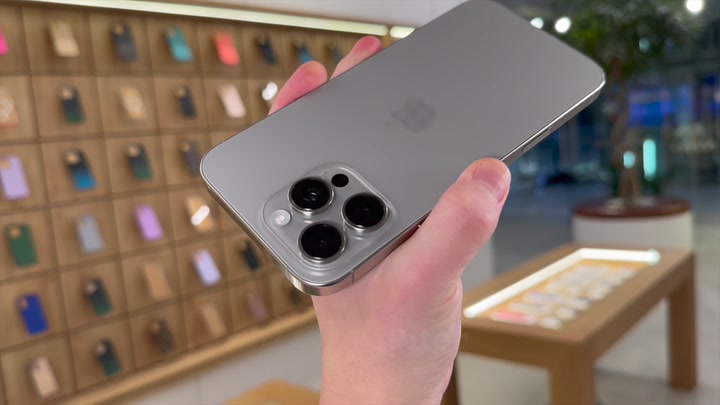 iPhone 16 Pro Max Natural Titanium