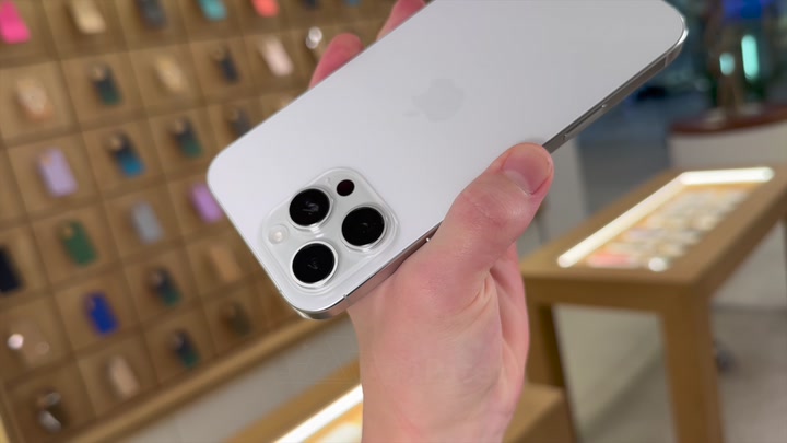 iPhone 16 Pro Max White Titanium