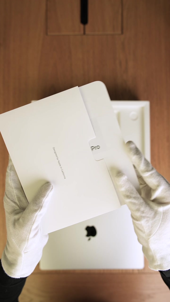 Apple MacBook Air 13 (2022) Starlight