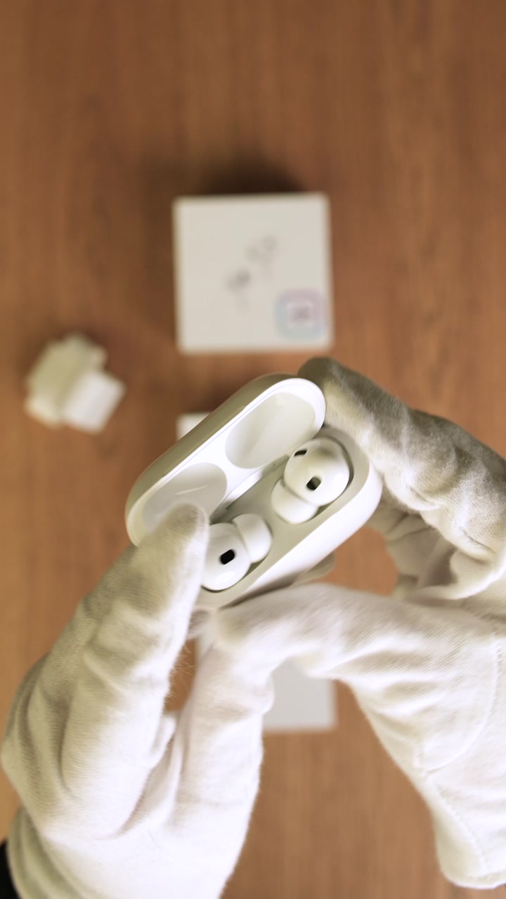 Беспроводные наушники Apple AirPods Pro 2 (USB-C)