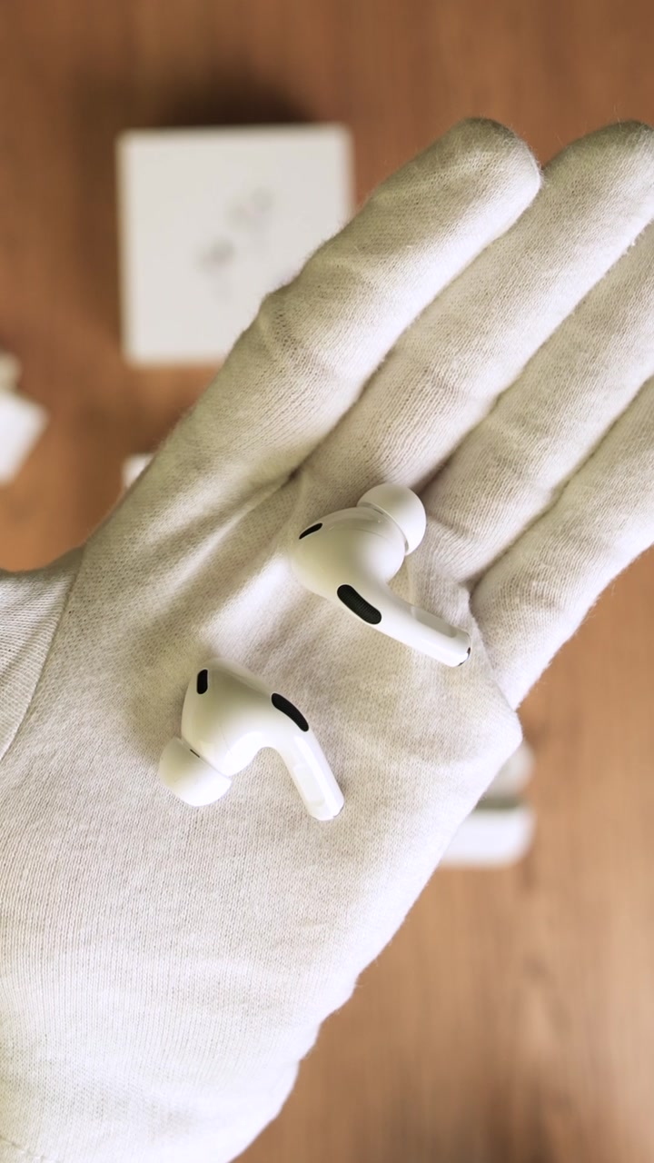 Беспроводные наушники Apple AirPods Pro 2 (USB-C)