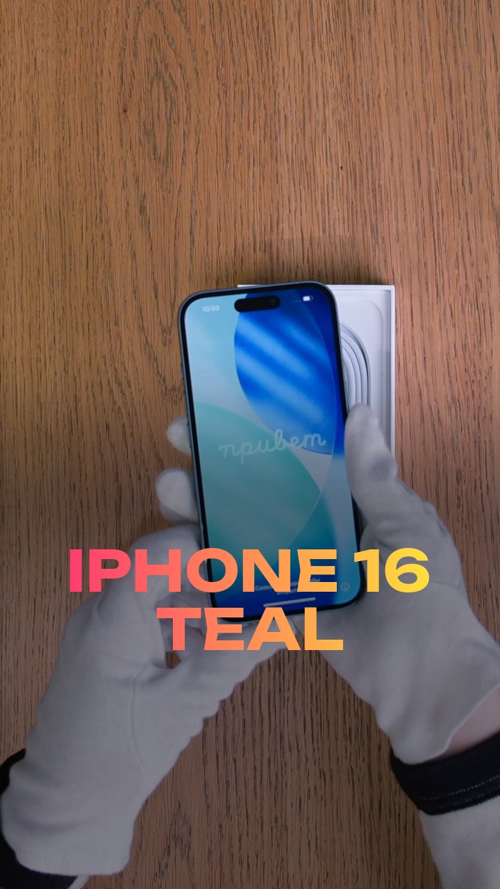 Apple iPhone 16 Teal
