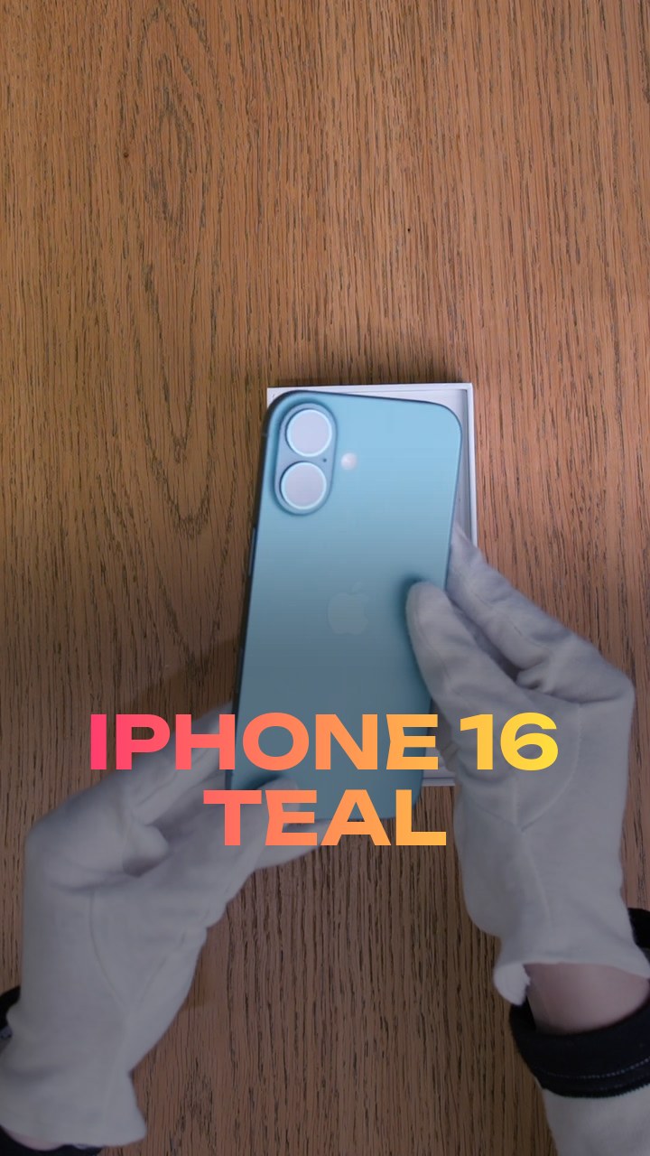 Apple iPhone 16 Teal