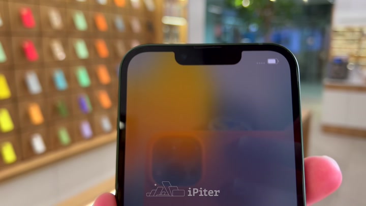 iPhone 13 Green