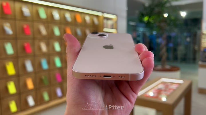 iPhone 13 Pink