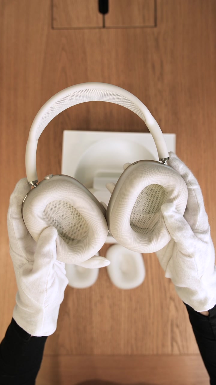 Беспроводные Наушники Apple AirPods Max (2024) Starlight