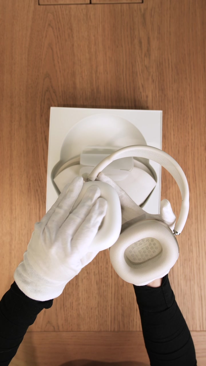 Беспроводные Наушники Apple AirPods Max (2024) Starlight