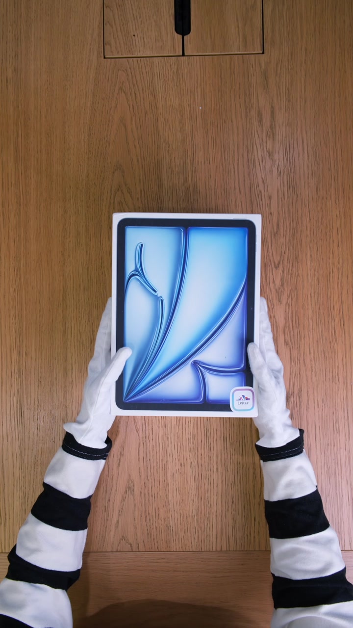 Apple iPad Air 7 (2025) 11 дюймов Wi-Fi Blue (Синий)