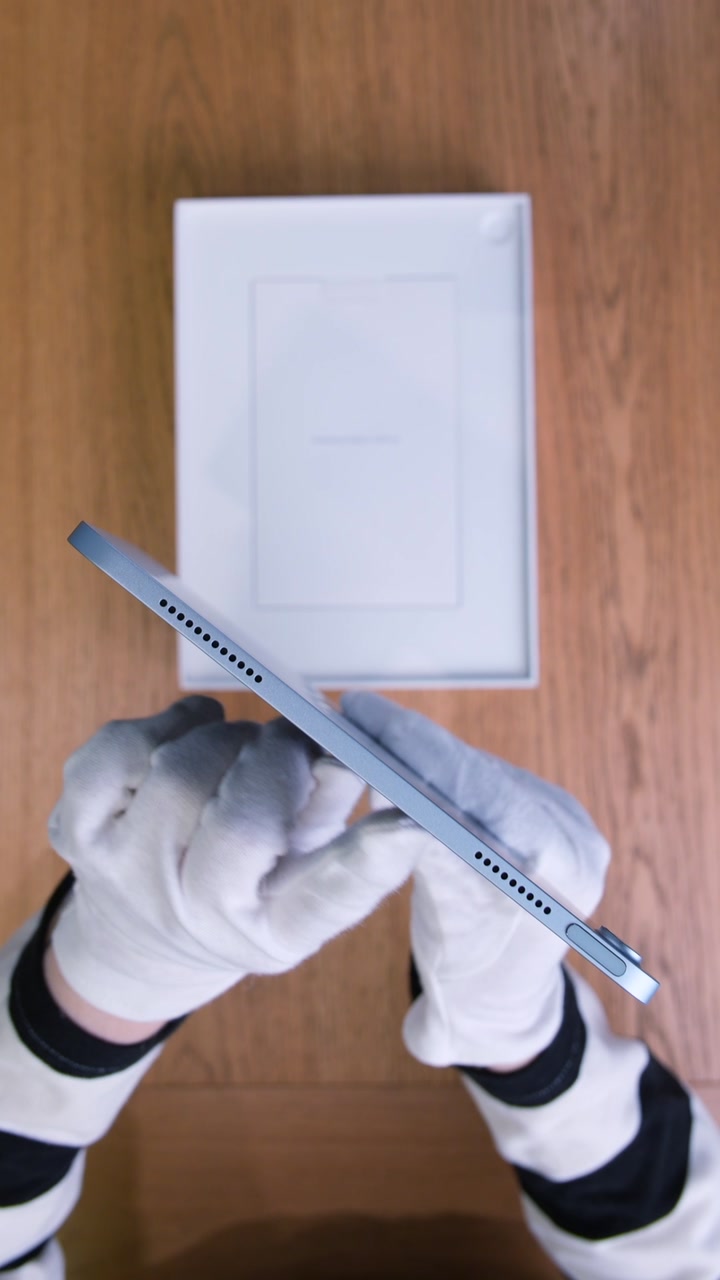 Apple iPad Air 7 (2025) 11 дюймов Wi-Fi Blue (Синий)
