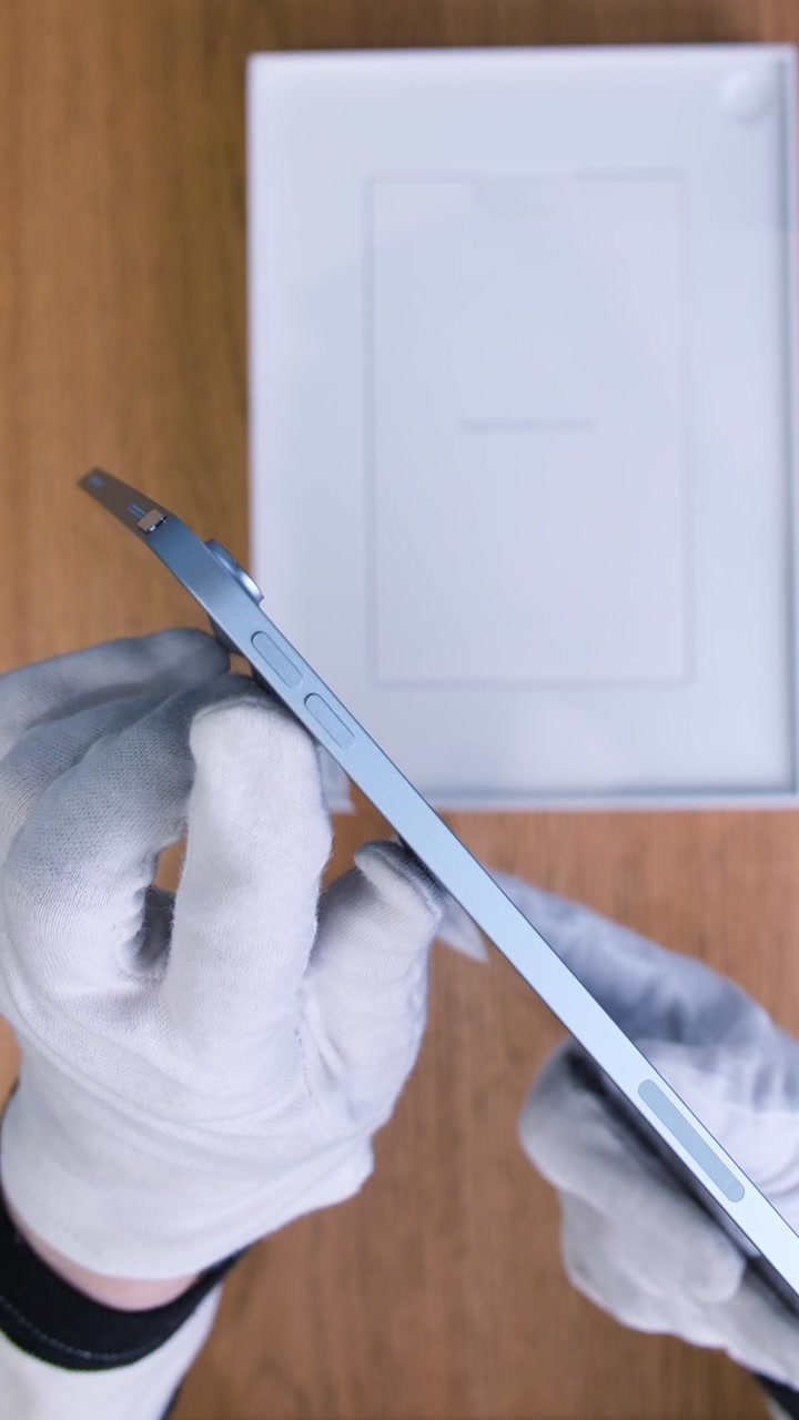 Apple iPad Air 7 (2025) 11 дюймов Wi-Fi Blue (Синий)