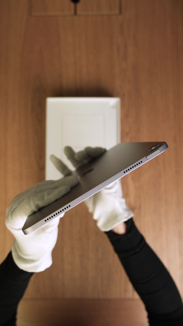 Apple iPad Air 7 (2025) 11 дюймов Wi-Fi Purple (Фиолетовый)