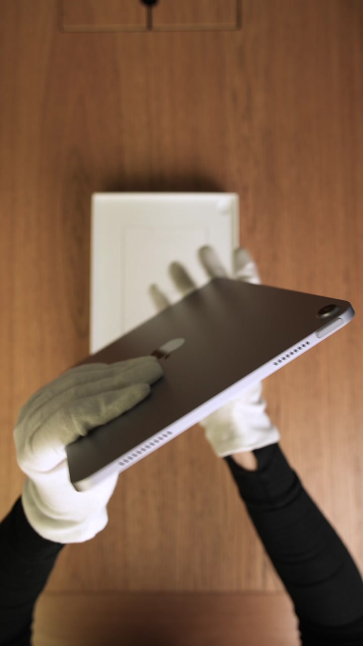 Apple iPad Air 7 (2025) 11 дюймов Wi-Fi Purple (Фиолетовый)
