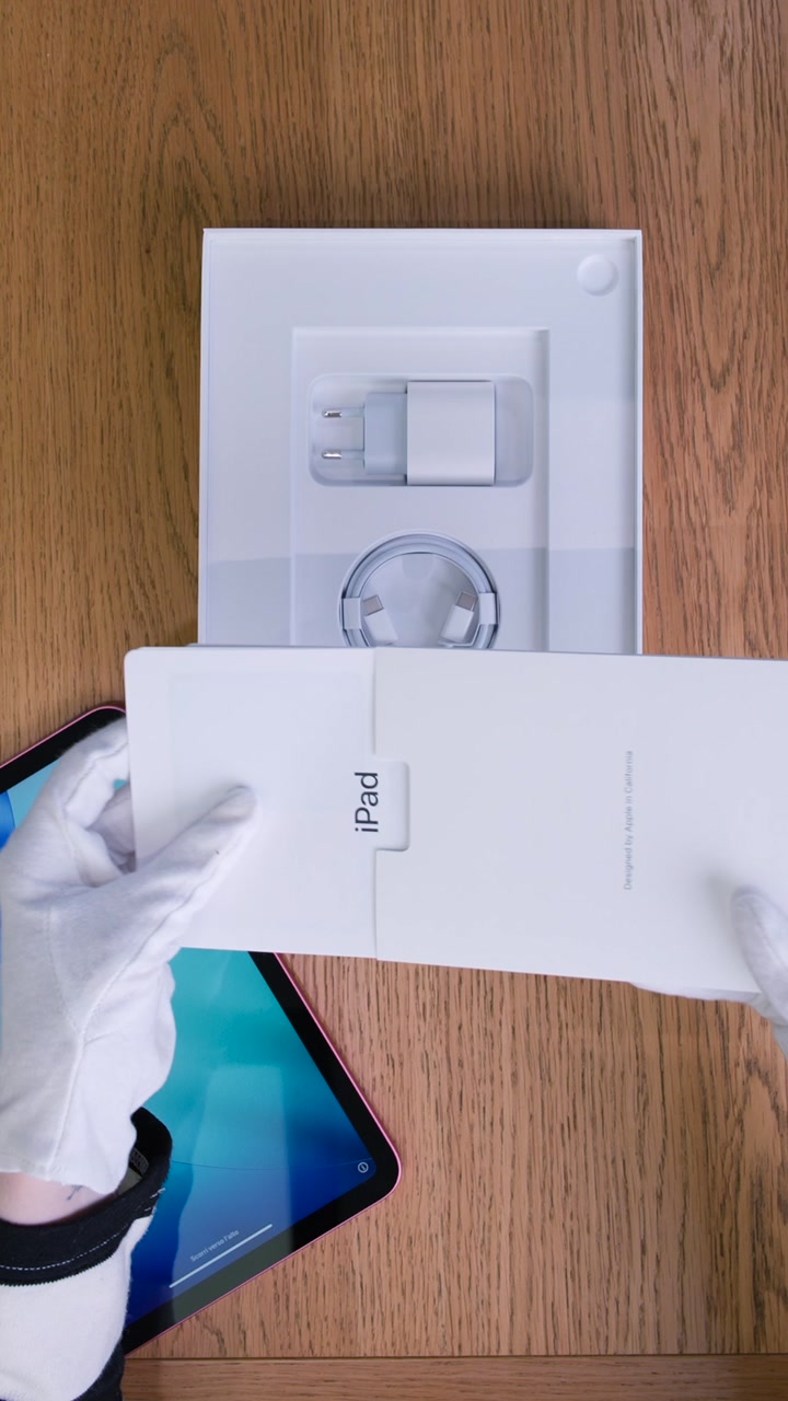 Apple iPad 11 (2025) Wi-Fi Pink (Розовый)