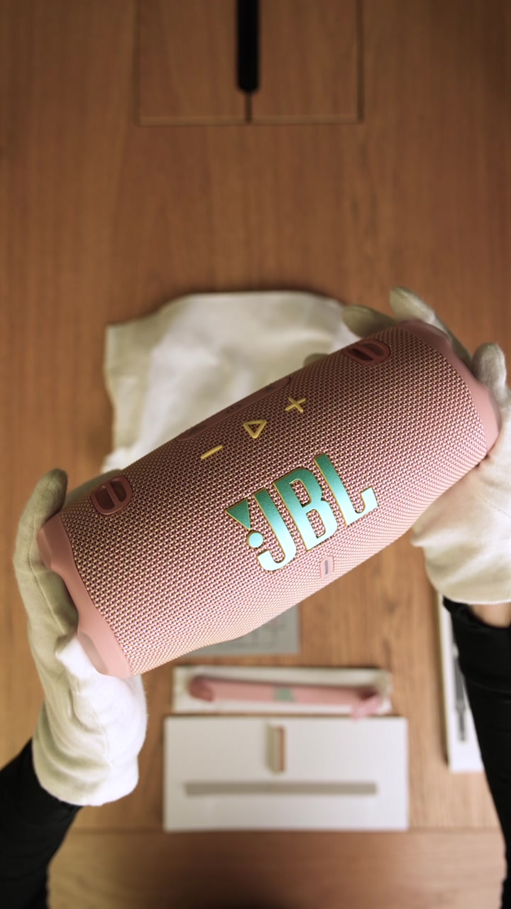 JBL Charge 6 (Розовый)