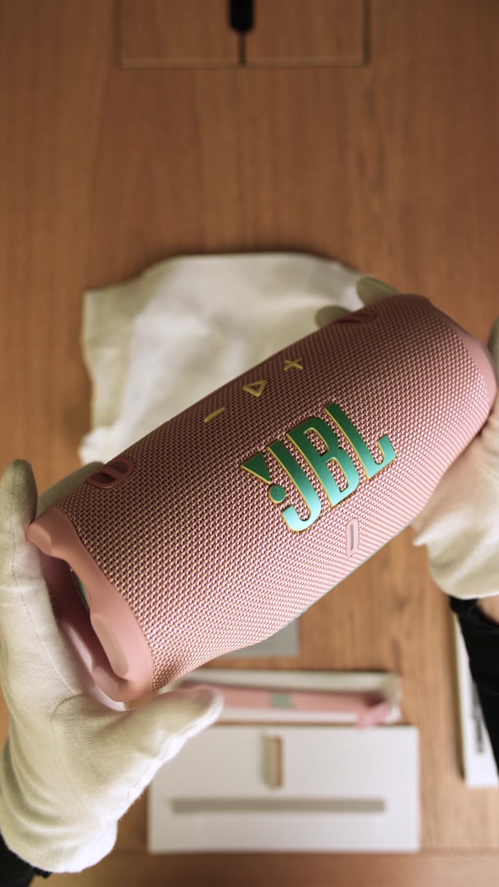 JBL Charge 6 (Розовый)