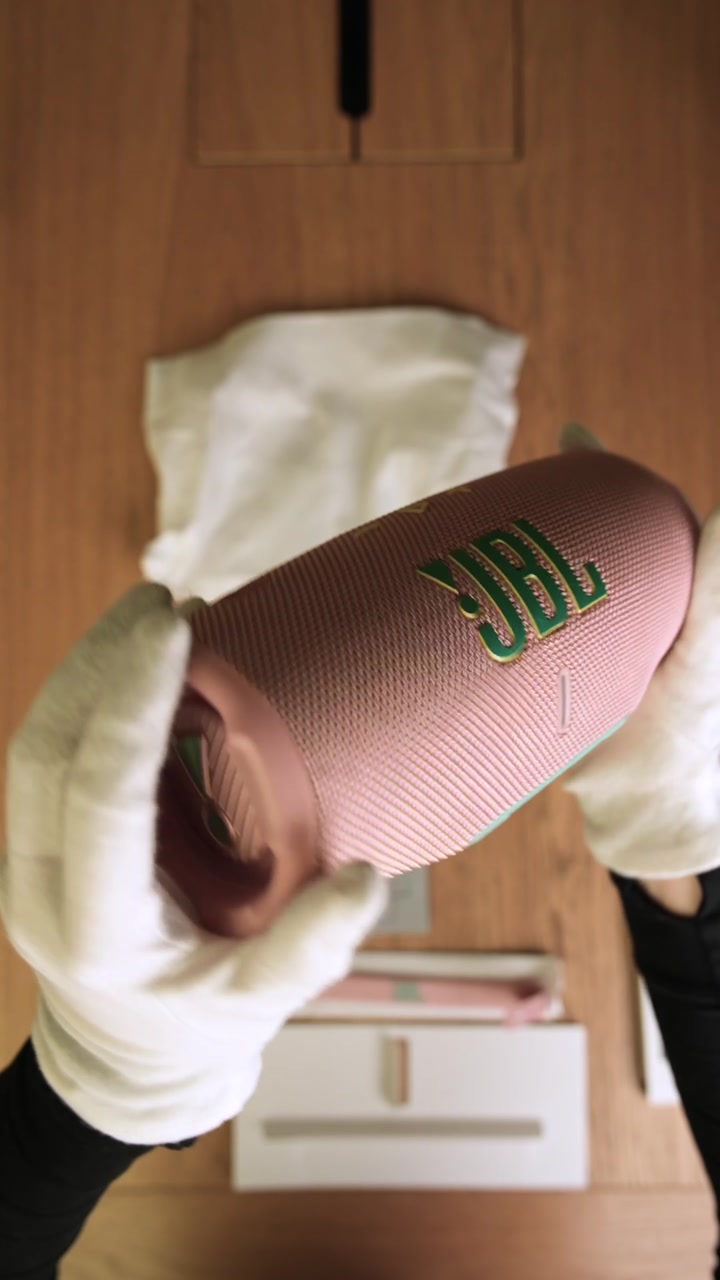 JBL Charge 6 (Розовый)