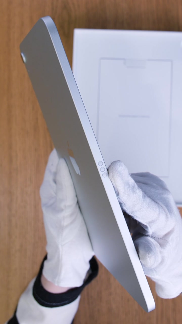 Apple iPad 11 (2025) Wi-Fi Silver (Серебристый)