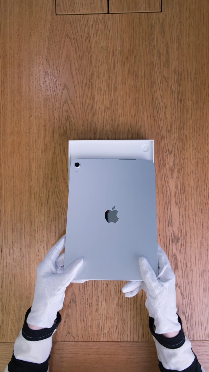 Apple iPad 11 (2025) Wi-Fi Silver (Серебристый)