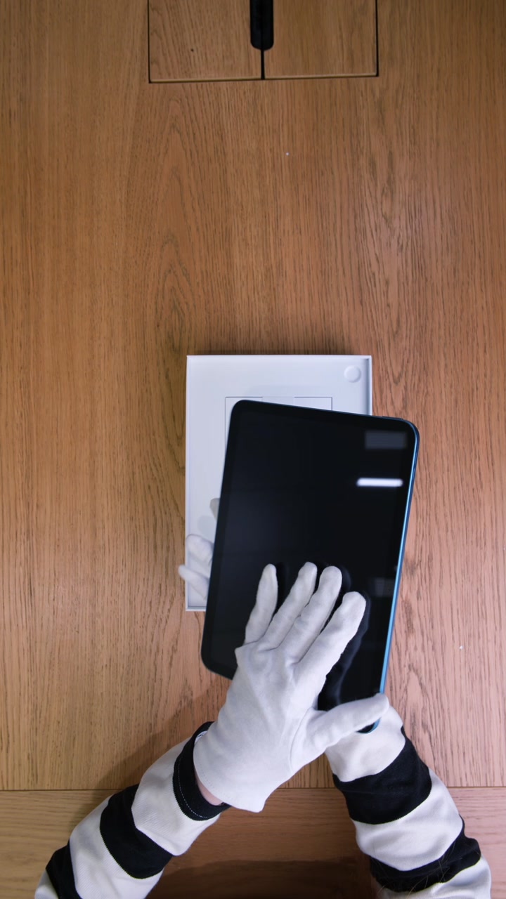 Apple iPad 11 (2025) Wi-Fi Blue (Синий)
