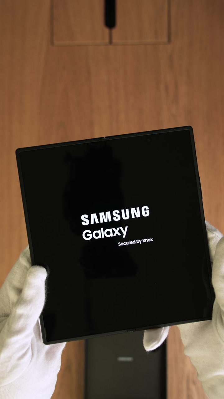 Смартфон Samsung Galaxy Z Fold 7 (Jet Black) SM-F966 (Dual Nano-sim + eSim)