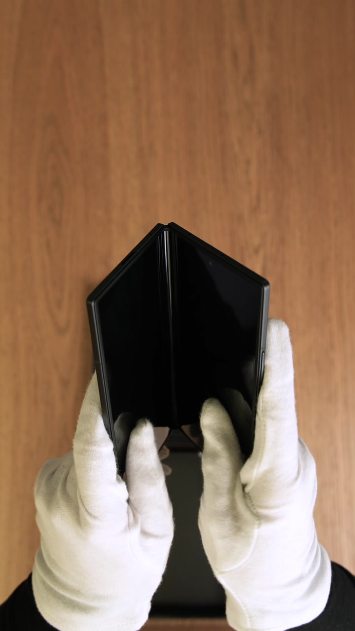 Смартфон Samsung Galaxy Z Fold 7 (Jet Black) SM-F966 (Dual Nano-sim + eSim)