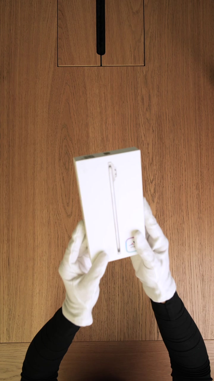 Apple iPhone Air Light Gold (Золотой) eSim + eSim