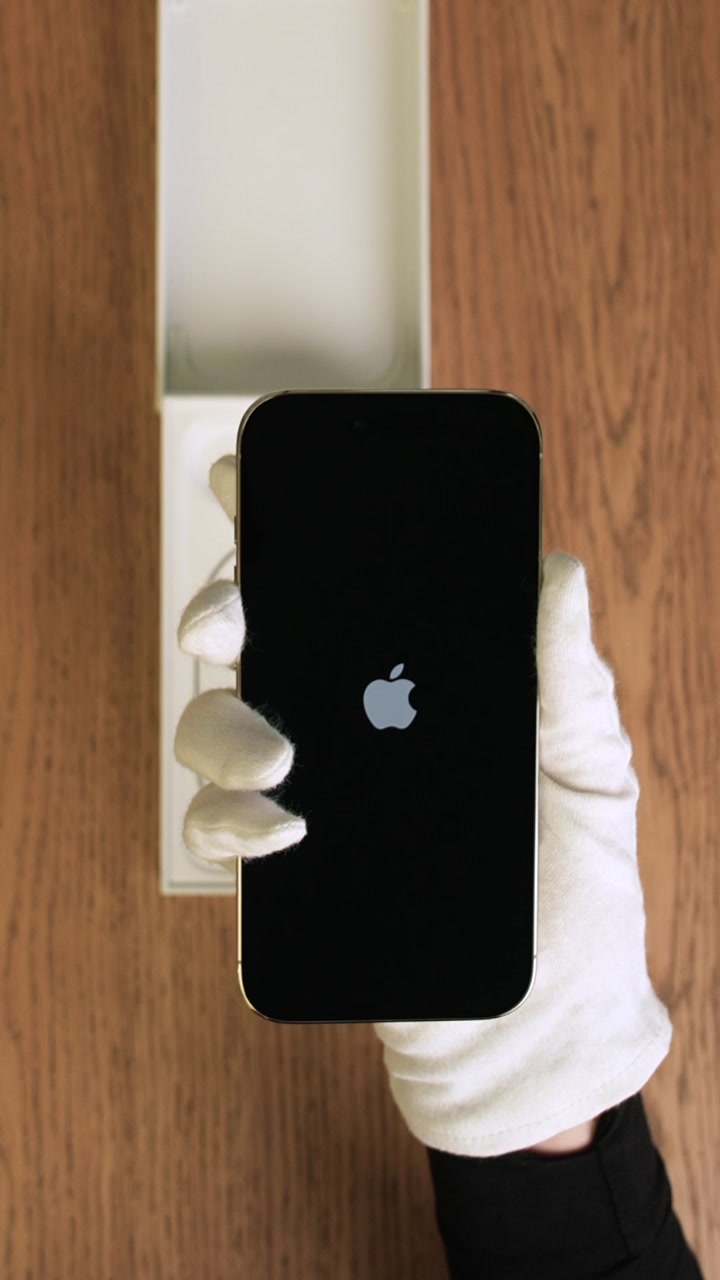 Apple iPhone Air Light Gold (Золотой) eSim + eSim