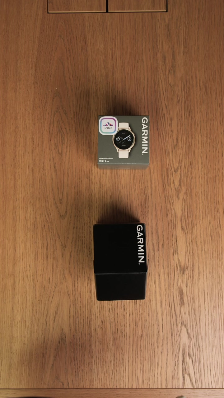 Garmin Venu 4 41 мм, Lunar Gold / Bone Silicone (010-03013-00)