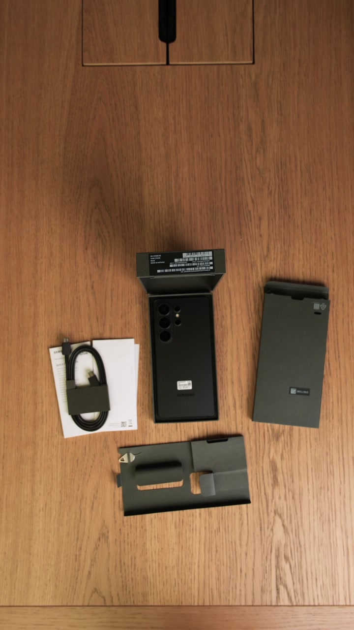 Samsung Galaxy S26 Ultra (Black) SM-S948/DS (Dual Nano-sim + eSim)