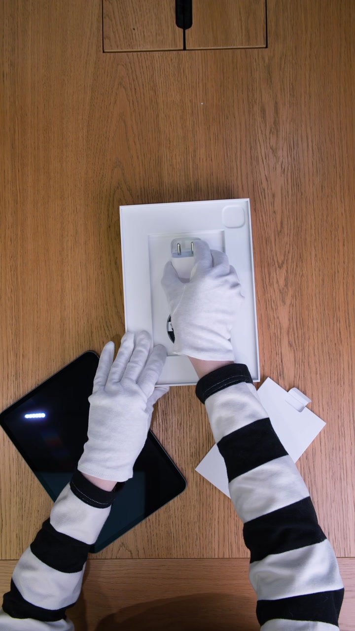 iPad Pro (2025) 11 дюймов Wi-Fi Space Black (Космический черный) Standard glass