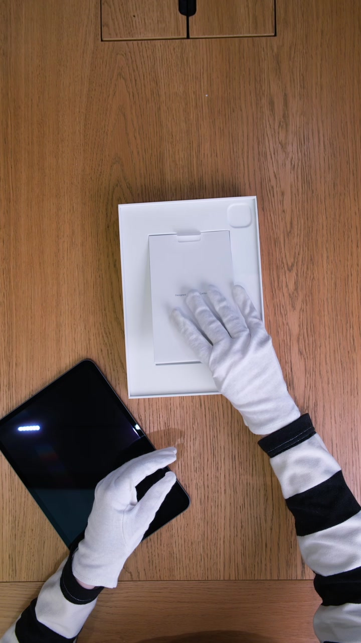 iPad Pro (2025) 11 дюймов Wi-Fi Space Black (Космический черный) Standard glass
