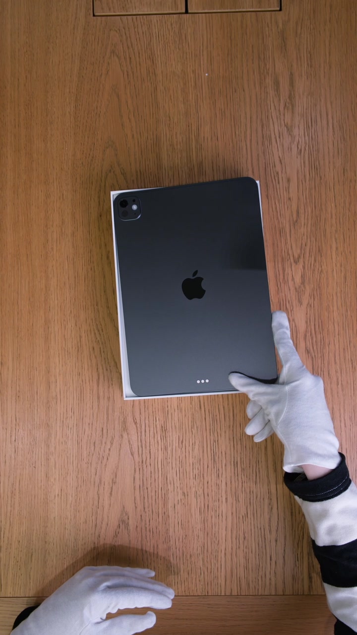iPad Pro (2025) 11 дюймов Wi-Fi Space Black (Космический черный) Standard glass