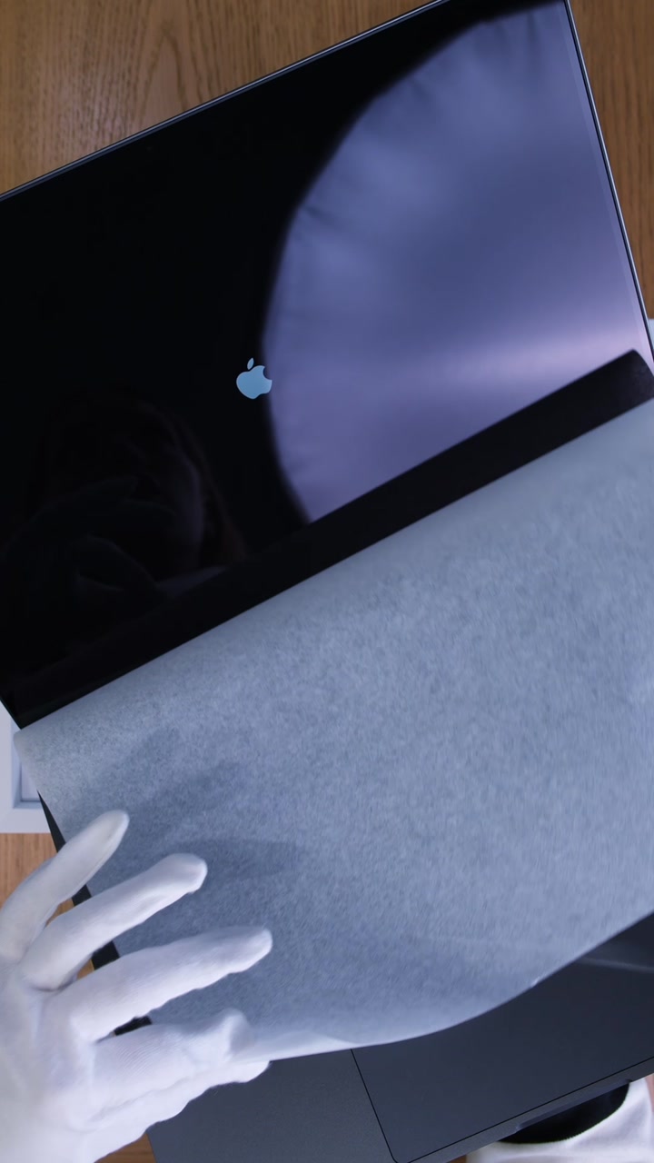 Apple MacBook Pro 16 (2026) Space Black
