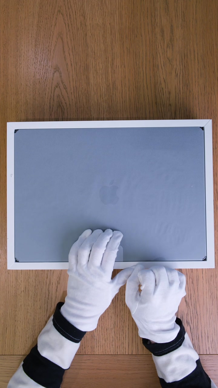 Apple MacBook Pro 16 (2026) Space Black